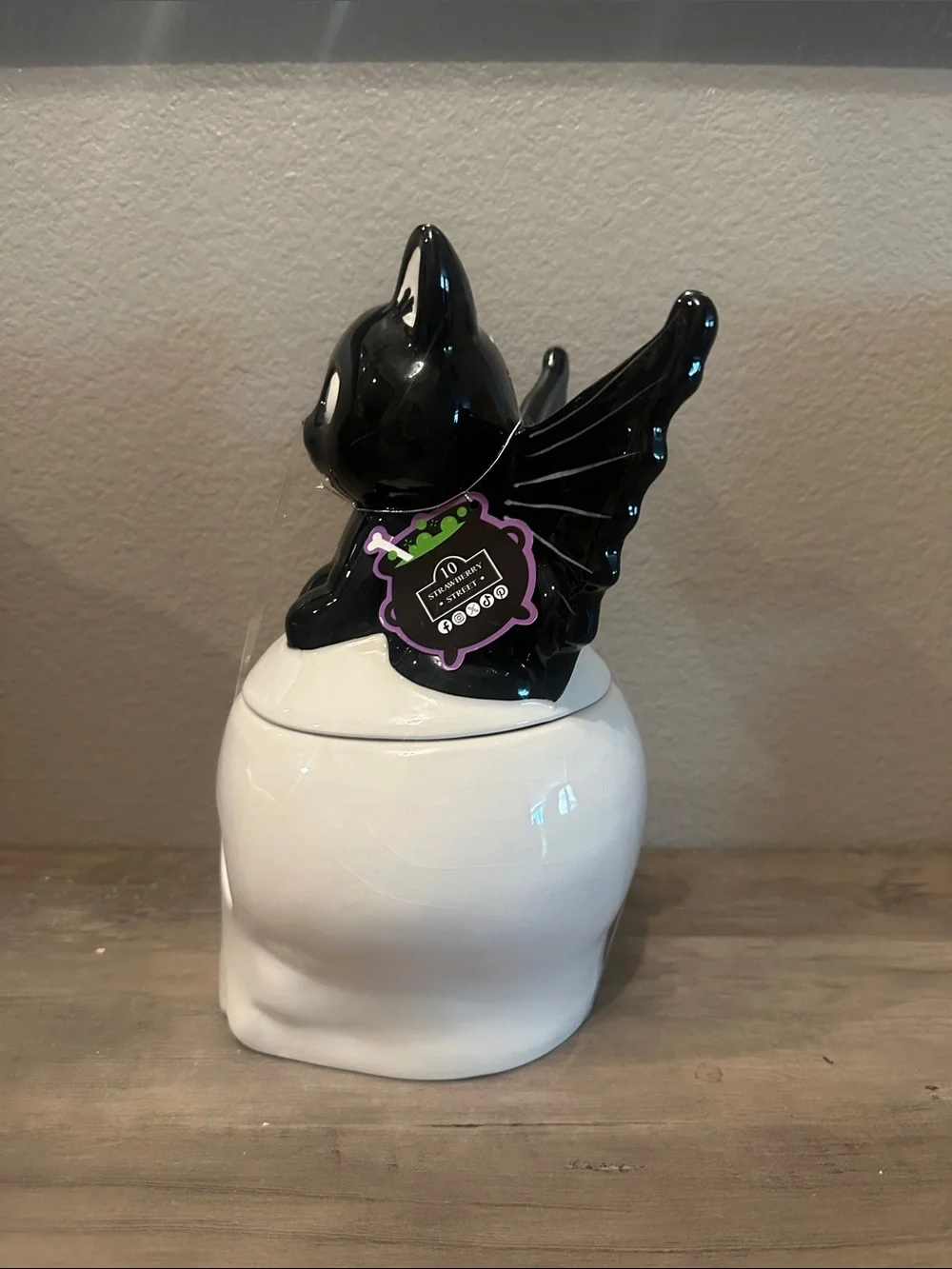 10 Strawberry Street Cat Bat Sitting On A Skull Cookie Jar/Canister